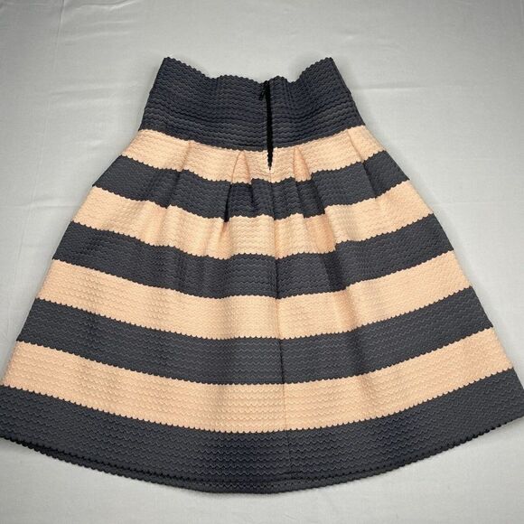 Anthropologie Girls From Savoy Scalloped Striped Ponte Skirt Pink/Grey - Picture 3 of 11